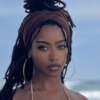 Алия Уил Голи