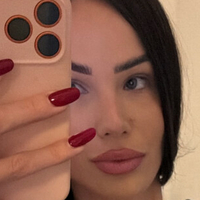 Анет Слотова Голи