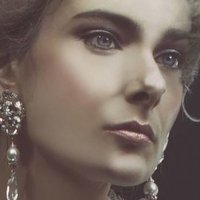 Аниела Родс Голи