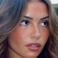 Бразилски модели Голи