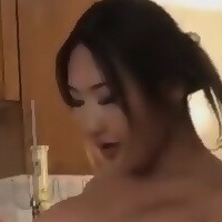 бъни еми Голи