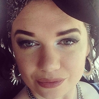 Катрин Шарплес Голи