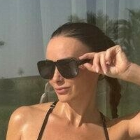 Чанел Хейс Голи