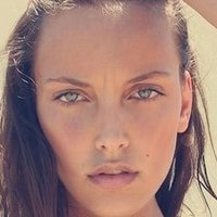 Чариса дю Плесис Голи