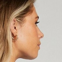 Челси Емили Голи