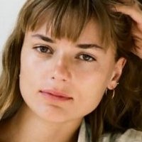 Клеър Гилис Голи