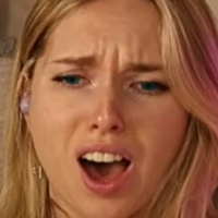 крейзихотръшън Голи