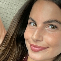 Дебора Гонсалвеш Голи