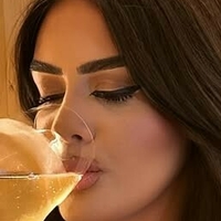 Дениз Страно Голи