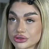 елиикселли Голи