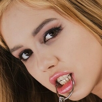 Ерика Хайс Голи