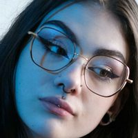 Евърли 666 Голи