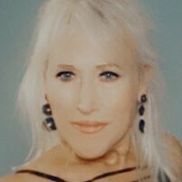 Хана и Сузи Голи