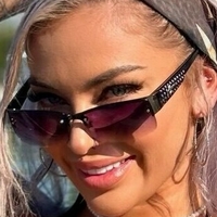 Хейли Дейвис Голи