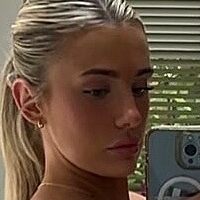 Холи Хъмфрис Голи