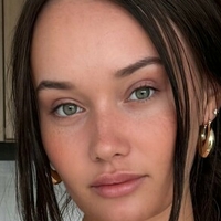 имми грейс Голи