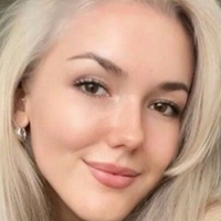 Невинната Изабел Голи