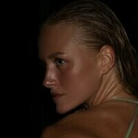 Карина Валешна Голи