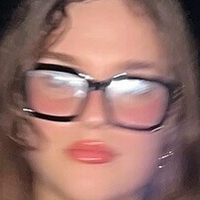Кайла Оксели Голи