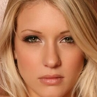 Келси Монро Голи