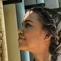 Леа Пийч Голи