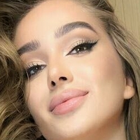 Лилаполедансер Голи