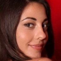 Лорена Б Голи