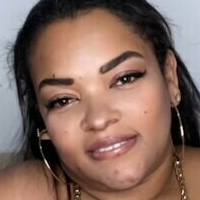 ЛулуКърви Голи