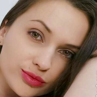 Миа Годдес Голи