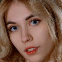 Миа Мюз Голи