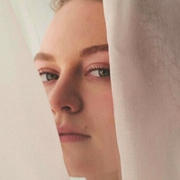 Мия Триплтън Голи