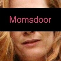 момсдър Голи