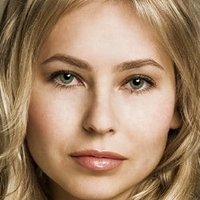 Наташа Дякова Голи