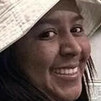 ПолаКървс Голи