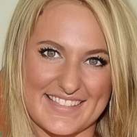 Пейтън Симънс Голи