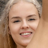 Петит Ема Голи