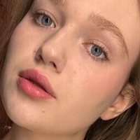 Рускажена Голи