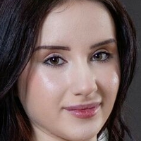Саша Джейн Голи