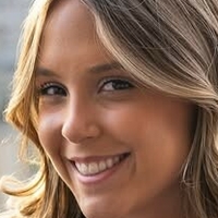 Скай Наоми Смит Голи