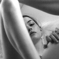 Бездушни Същества на Светлината Ексклузив Голи