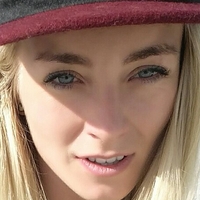 Стефани Нърдинг Голи