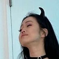 Стефани Су Голи