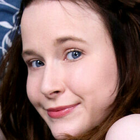 Суити Плам Голи