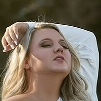 тдмишелле09 Голи