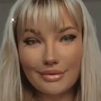 малката русокоска Голи