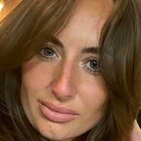 Тифани Харисън Голи