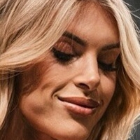 Уитни Лобро Голи