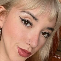 Юми Лола Голи