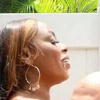 Юмтибос Голи